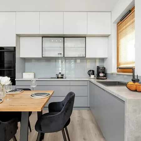 Klimatyzowany Apartament Z Parkingiem By Rent Like Gdansk